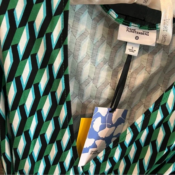 Dvf Target Robe Diane Von Furstenberg | Dresses | Nwt Diane Von Furstenberg Dvf X ...
